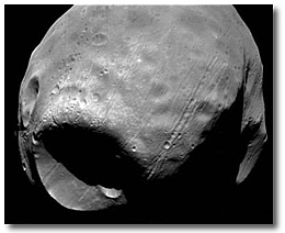 спутник Марса Фобос
